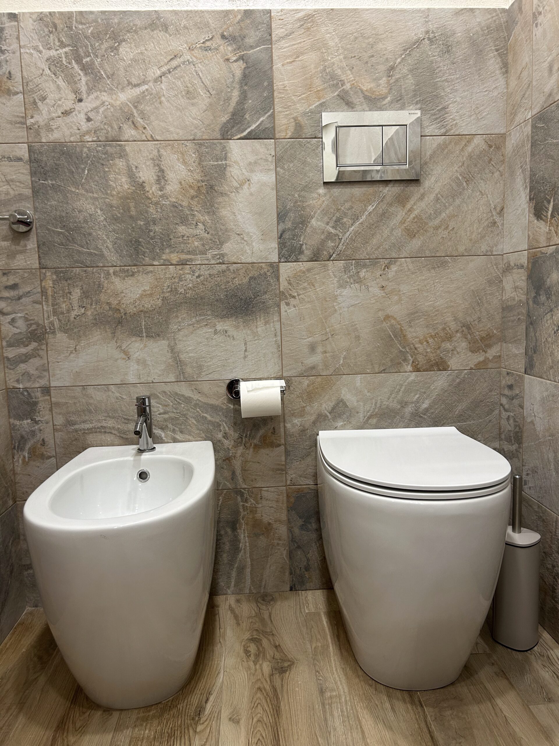 02 - Muragne 2 - bathroom