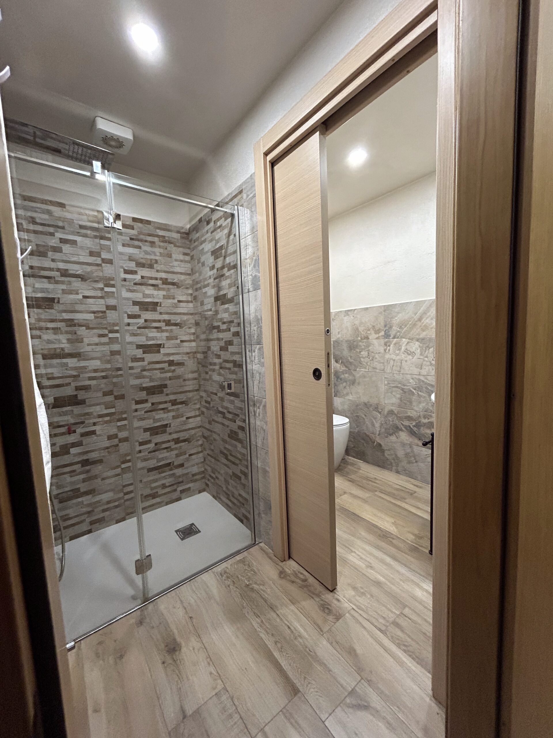 02 - Muragne 2 - bathroom